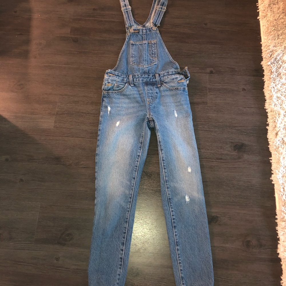 Levi’s overalls
